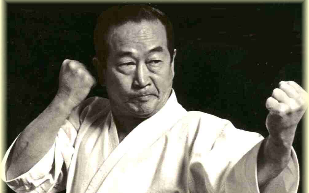 L’âme du Karate-do : Mouvement initial et posture par Masatoshi Nakayama